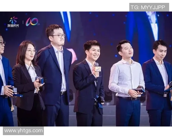 何猷君与足球明星的友谊之路探秘与运动精神的碰撞与交流